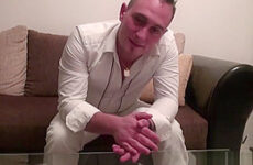 Louna Avril beurette en France trompe son mari