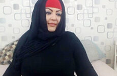 Muslim babe showing off the goods