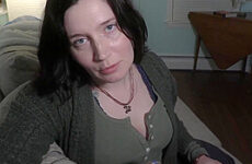 Bettie Bondage - Hooking Up With Cock-hungry Milf