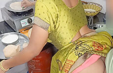 Roti Banate Samay Jor Se Dhakka Lagaya Ek Sath Do Kam