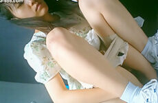 chinese girls go to toilet.288