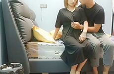 chinese man fucking callgirl in hotel.446