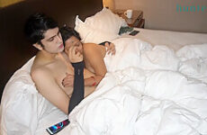 21 Year Old Boy Ne Indian Milf Ko Hotel Mein Ganja Pila Ke Daba Ke Choda