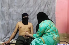 Soteli Land Ne Sotely Larky Se Chudwaya