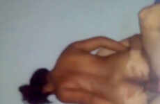 نيك قحبة سعودية هايجة بالرياض