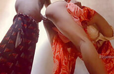 Kam Wali Ledish Ko Kichan Me Choda Dwake Indian Sexy Videos Hindi Me