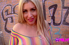 Difficult Day To Catch But A Beautiful Blonde Appeared With Carla Boom