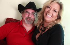 Mature Couple - Wants To Swing