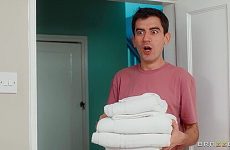 Room For One More - Sara Blonde