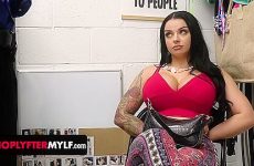 Foxy Stepmom And Stepdaughter Get Caught Shoplifting Stuff In The Mall - Threesome Reality Hardcore