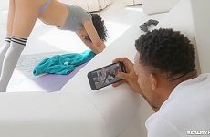 Spying On Bubble Butt Yoga Roommate With Diamond Banks