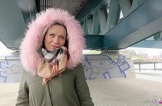 Teen 18+ Talk To Fuck In Porn At Real Street Casting In Berlin (+18)